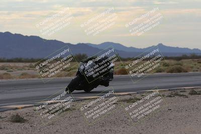 media/Sep-21-2025-Race Pace (Sun) [[98bf33ef95]]/Non Verified/3-Turn 15 Inside (9am)/